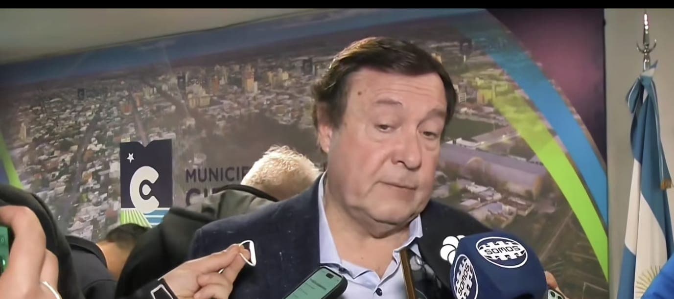 "Ninguna fake news nos va a desviar de ese rumbo. Vamos a seguir recorriendo cada localidad"