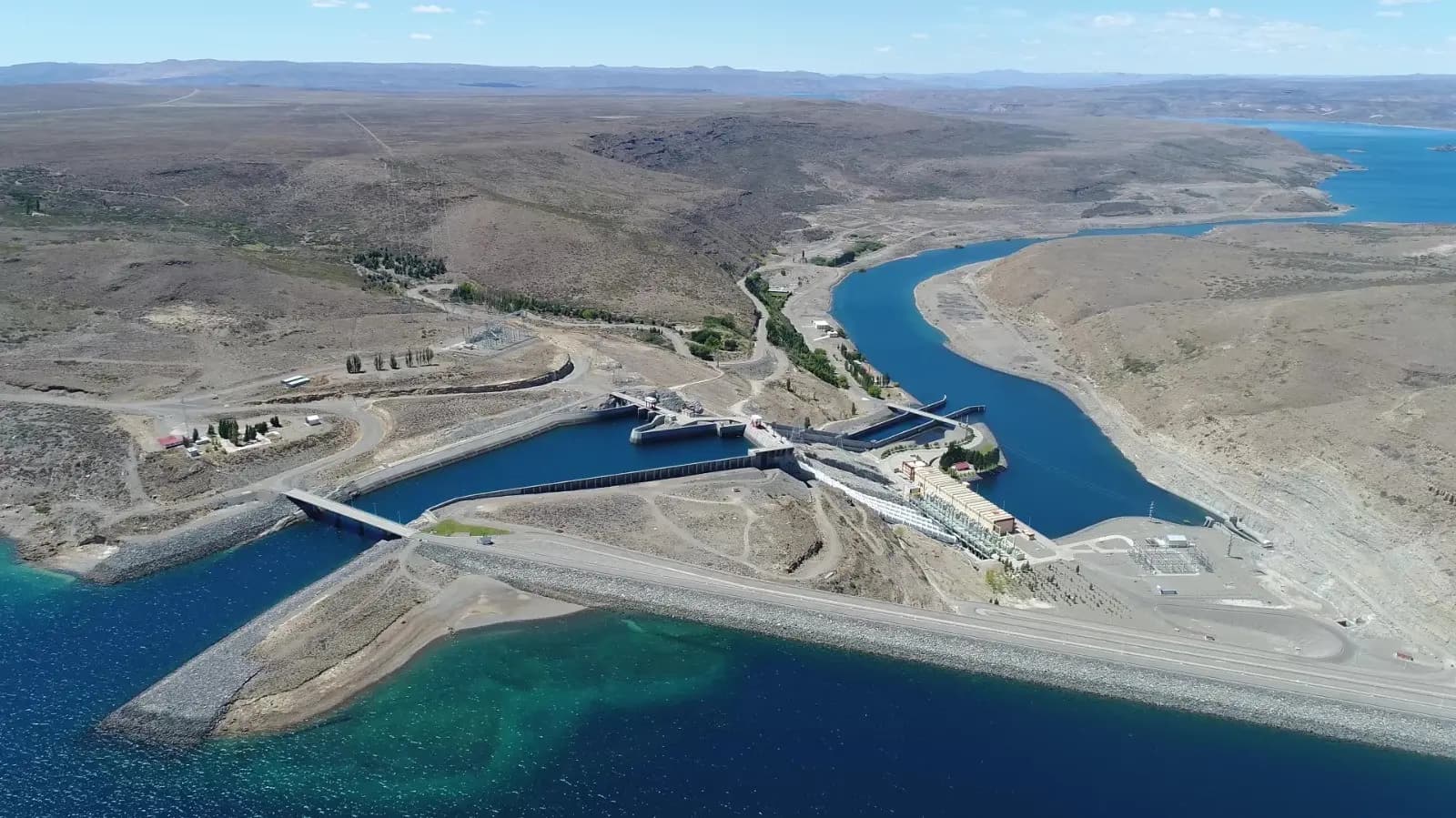 En Rio Negro el uso del agua destinada a la generación hidroeléctrica deberá pagarse anunció Weretilneck