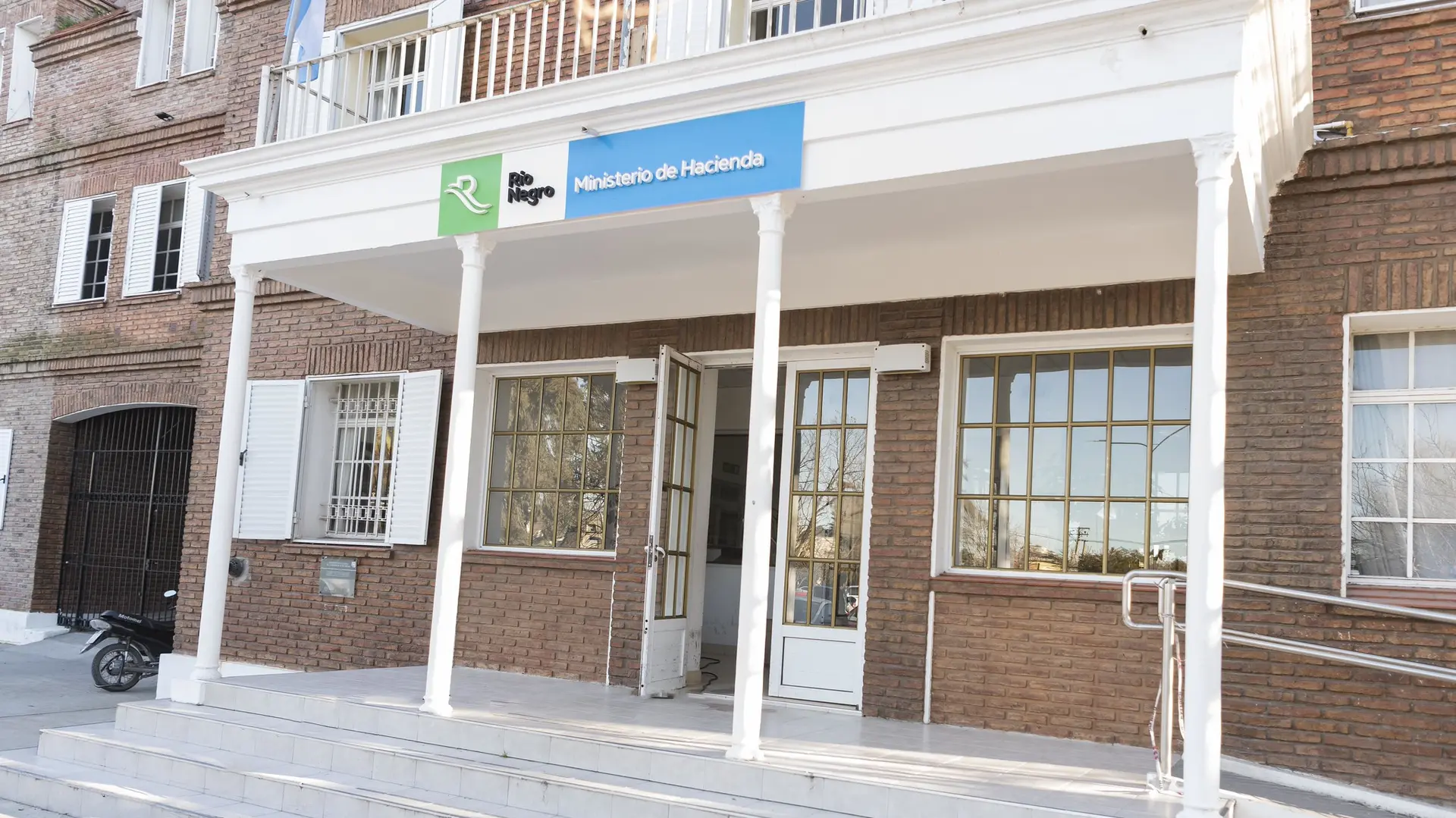 Son 170 mil millones de pesos los que destinará el Gobierno al pago del salario y aguinaldo de los estatales