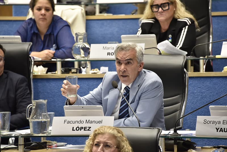La reforma del IPROSS fue aprobada por mayoría de los legisladores de Juntos y aliados