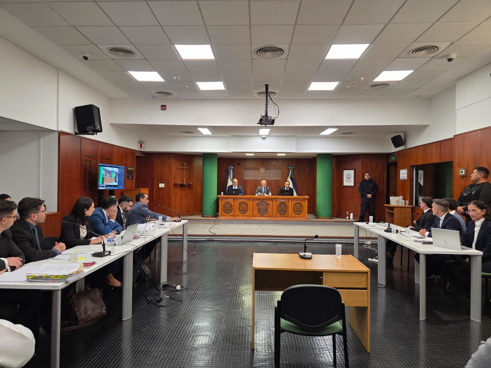 Comenzó el juicio contra el docente acusado de abusar de once niñas en San Antonio
