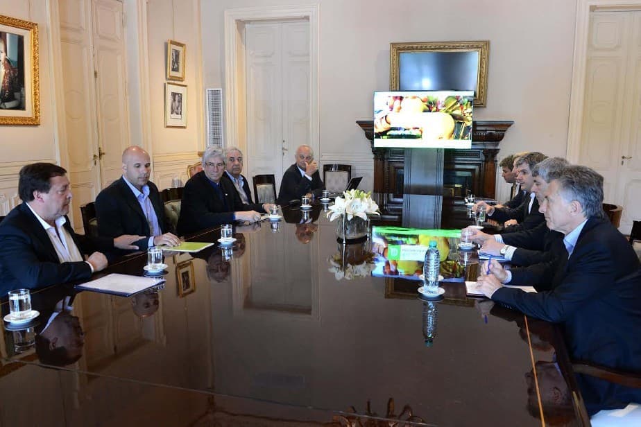 El gobierno provincial le presentó a Nación una propuesta para recuperar la rentabilidad de la fruticultura