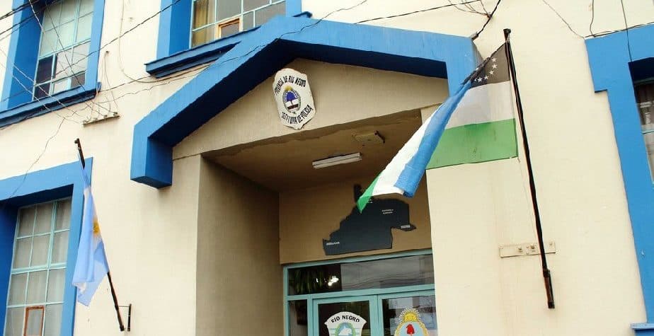 Detienen a un comisario por corrupción de menores