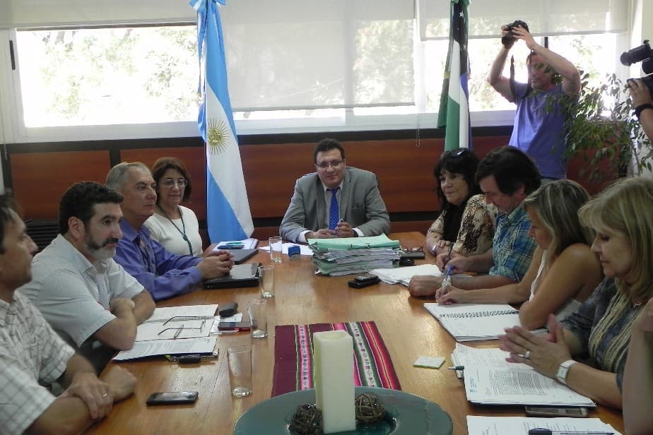 El Gobierno convocó a la UnTER a una nueva paritaria salarial para este martes