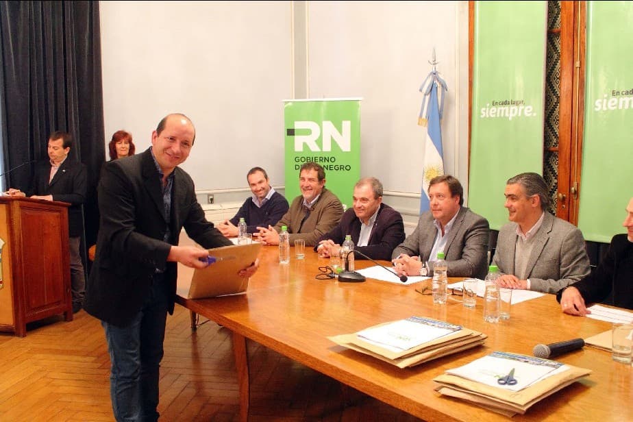 Más obras para Viedma, Playas Doradas, San Javier y Mamuel Choique