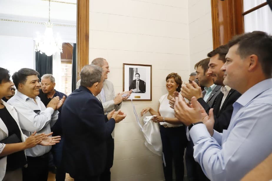 Alberto Weretilneck ya está en la Galería de los Gobernadores