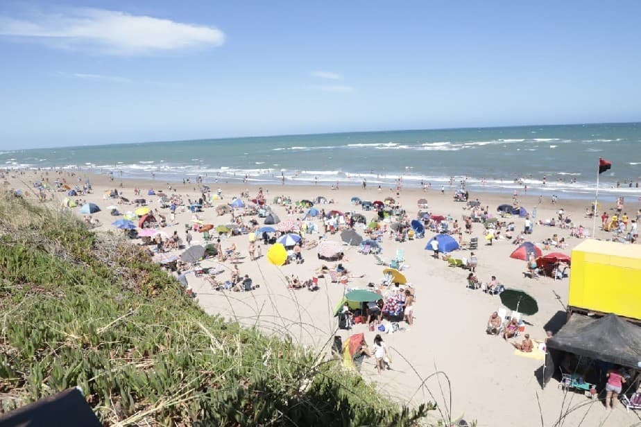 Datos oficiales indican que más de 20.000 turistas eligieron Río Negro el fin de semana lago