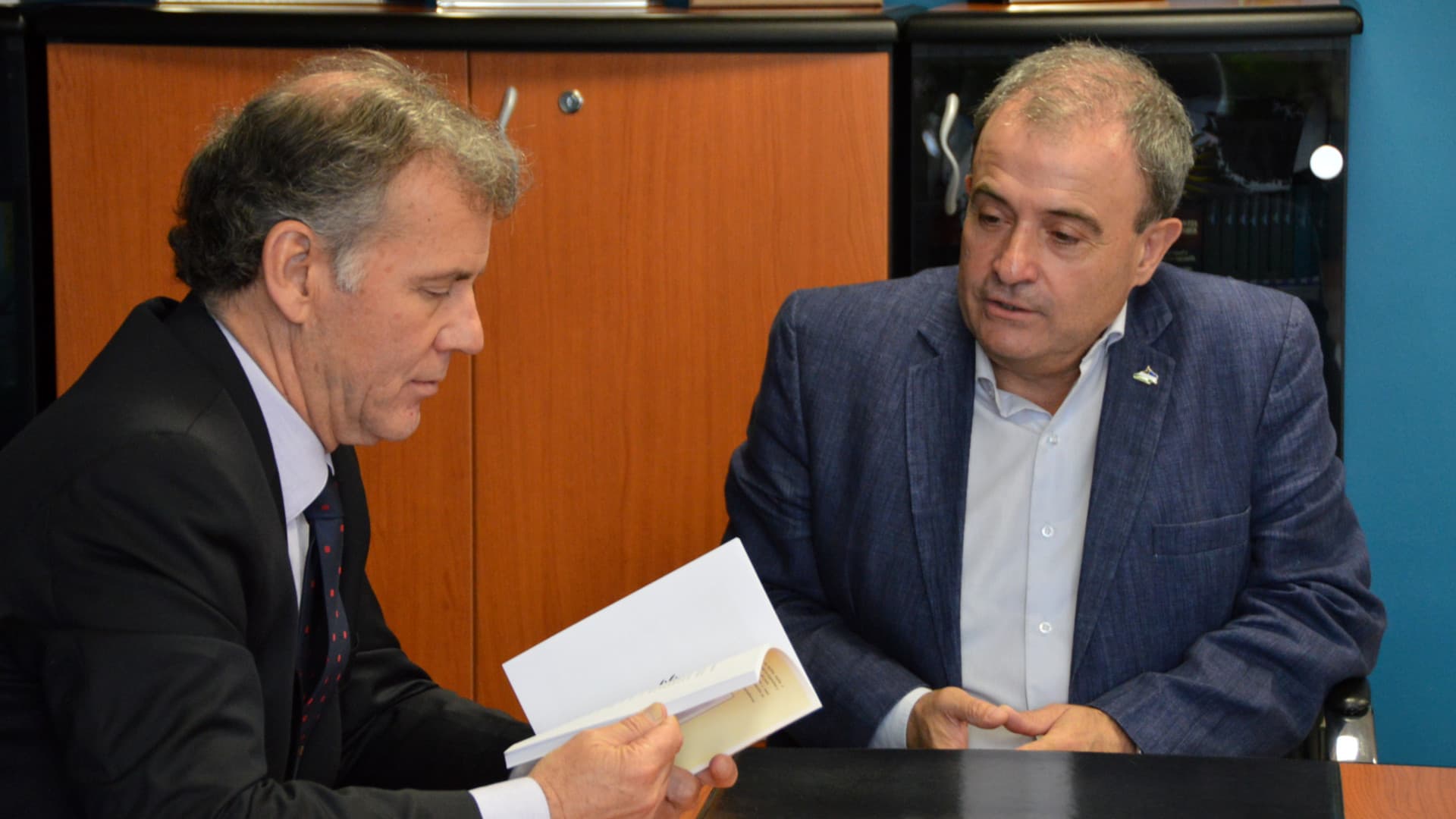 Pesatti y Mansilla firmaron un documento de los orígenes de la Constitución Provincial del 57
