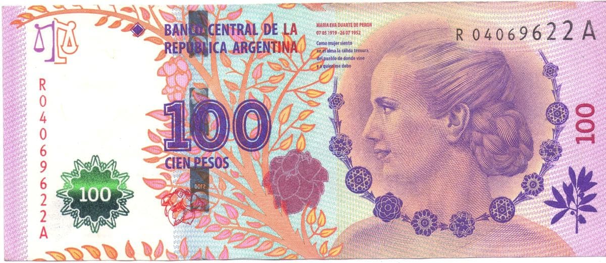 El Banco Credicoop no devolvió 100 pesos a su cliente y le aplicaron una multa de 10 mil