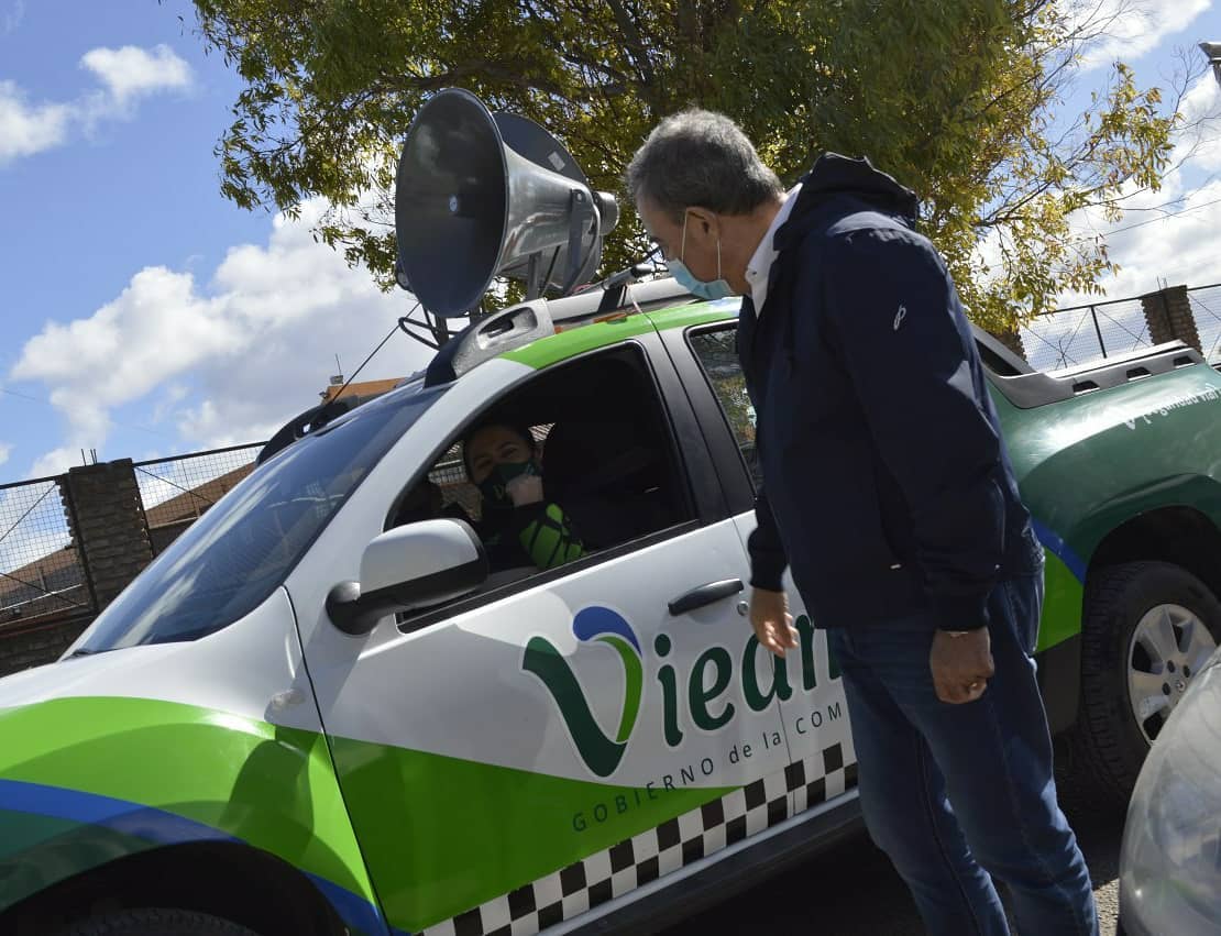 «El que puede quedarse en su casa el mayor tiempo posible, que lo haga por favor»