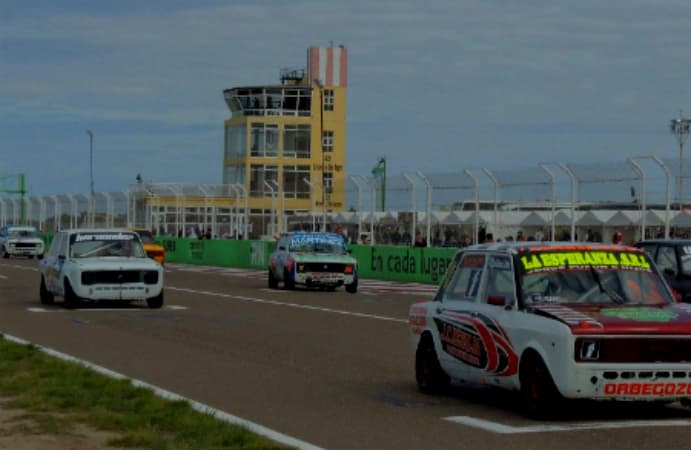 Pilotos de Villalonga se quedaron con la segunda fecha del GTC