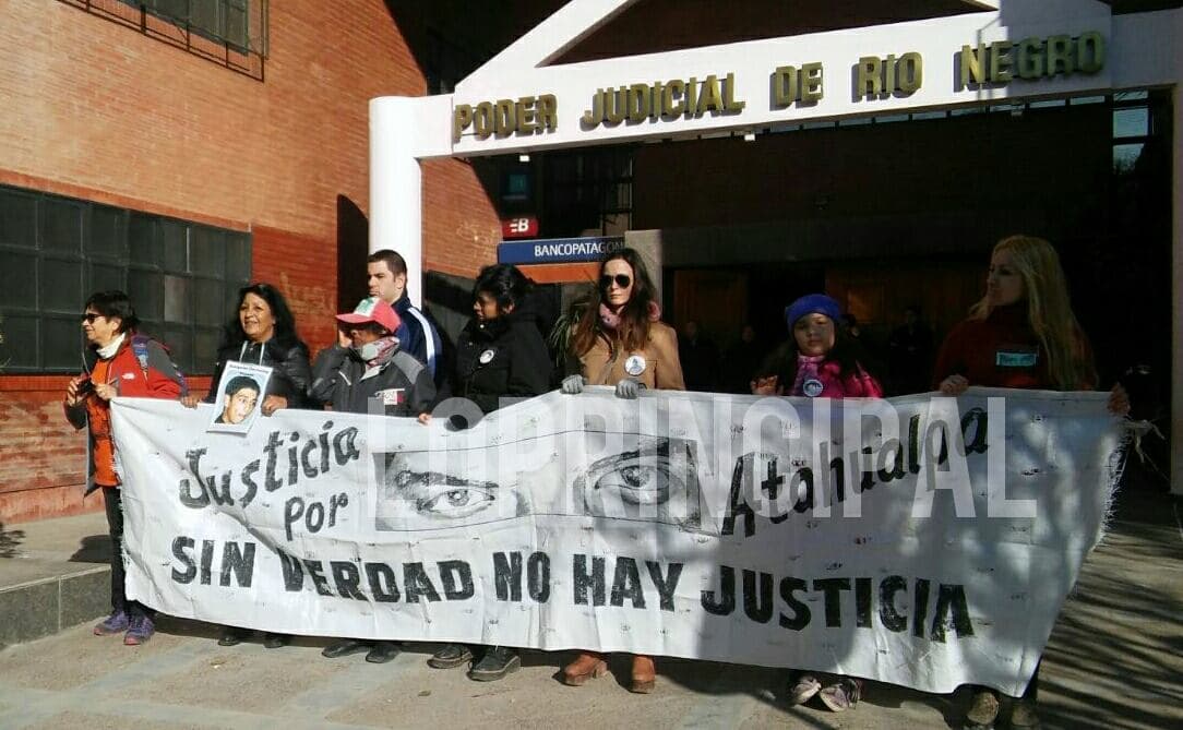 «Después de ocho años estamos marchando y no vamos a parar hasta no saber la verdad”