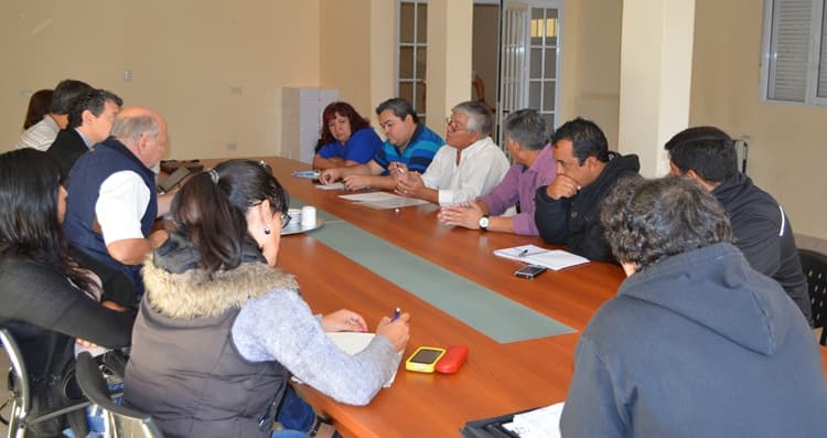 El municipio de Patagones y los gremios mantuvieron el primer encuentro de paritarias 2017