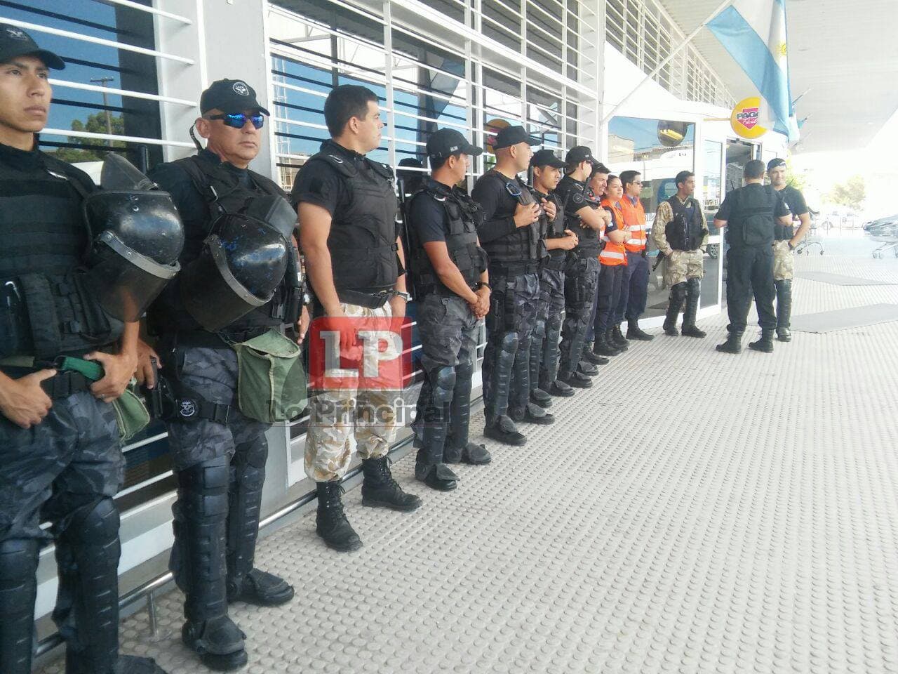 Refuerzan la seguridad de los supermercados de Viedma