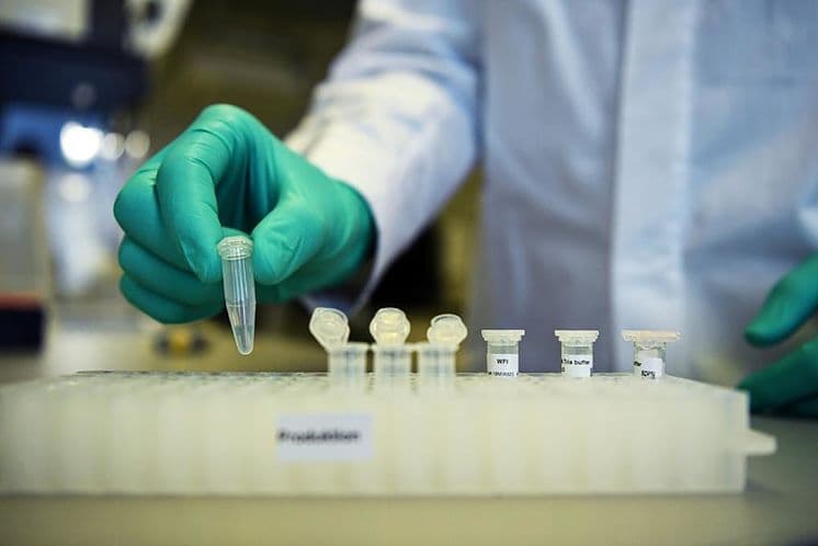 Hay 305 casos nuevos y siete fallecidos con COVID-19 en Rio Negro