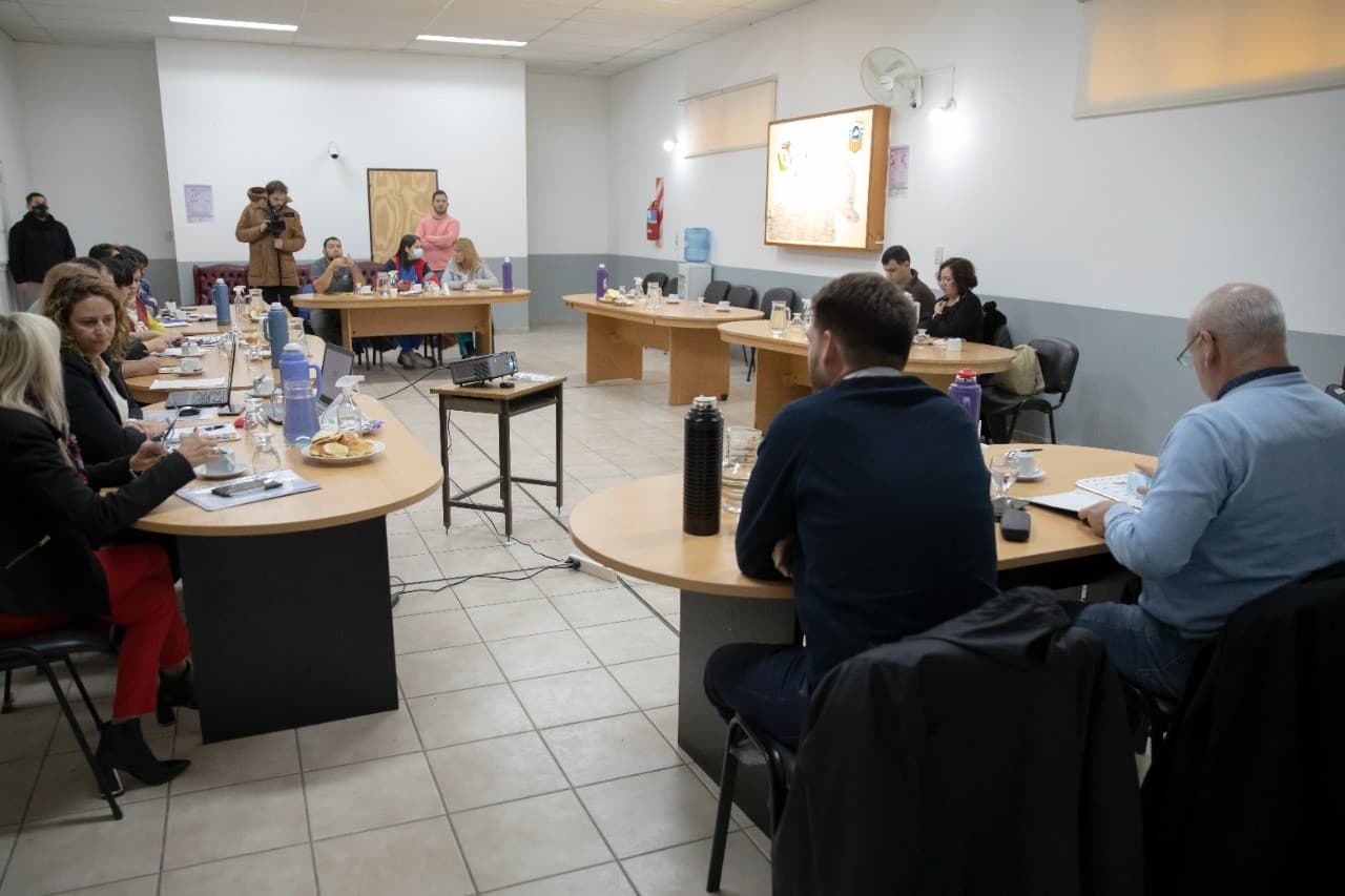 El Gobierno le hizo una oferta a salud, representado por ASSPUR, ADERN, ATE y UPCN