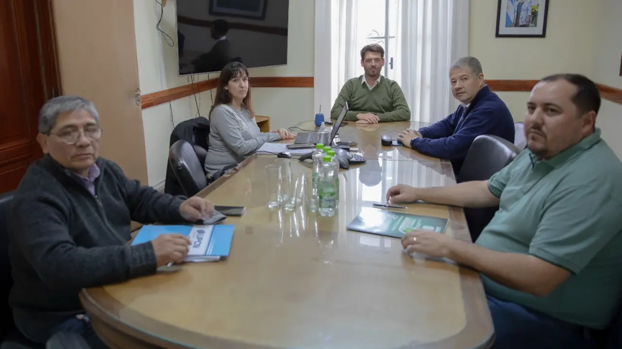 El gobierno se reunió con los gremios ATE y UPCN y continuará el diálogo el 15 de julio