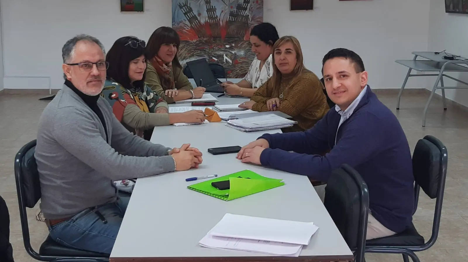 Más de 2.600 millones de pesos le informó el Gobierno a la UnTER que destina en obras escolares