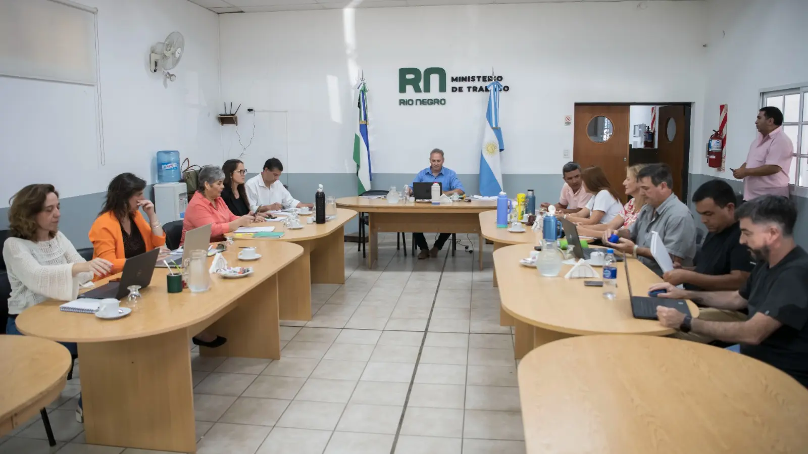 El Gobierno ofreció al gremio docente un bono durante marzo por tramos entre $100.000 y $140.000