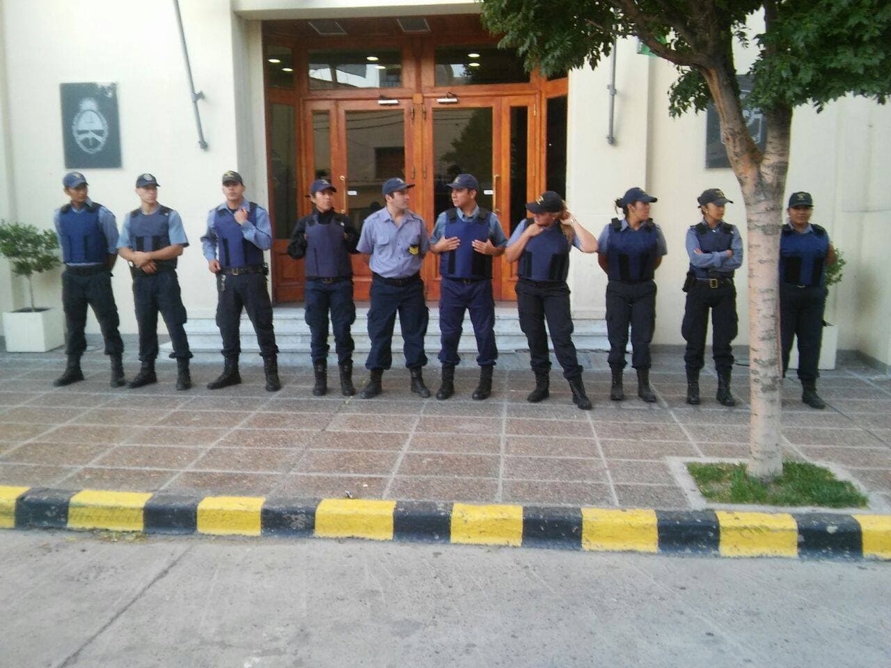 Fueron 300 los policías utilizados el 1 de marzo para el discurso de Weretilneck