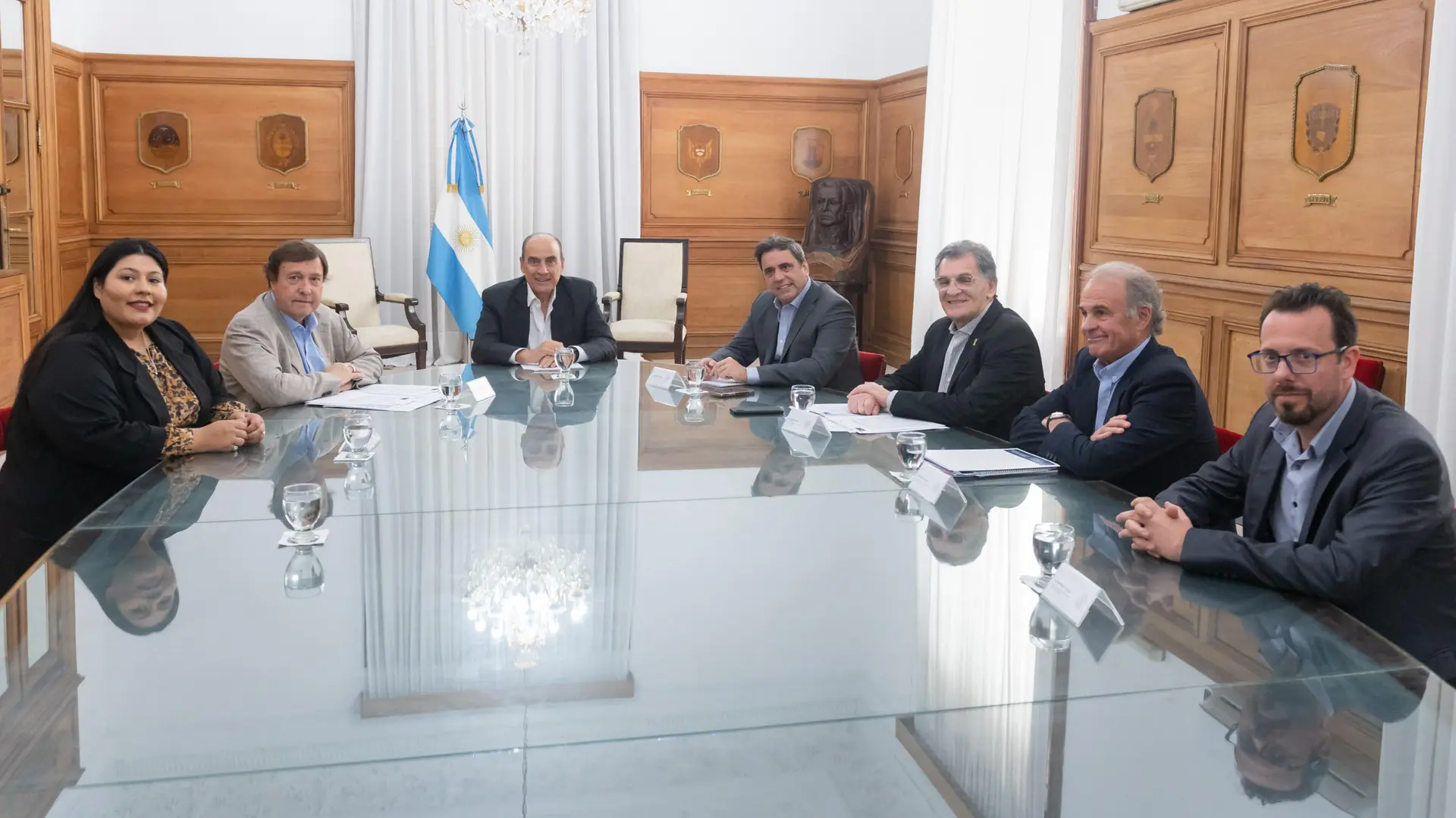 El Gobernador rionegrino firmó un nuevo convenio para el relevamiento de tierras indígenas