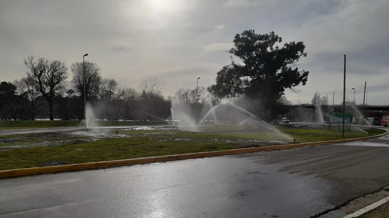 El DPA finalizó la obra que permite ampliar el riego en el Parque Ferreira