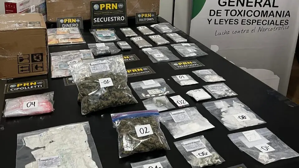Seis mujeres detenidas en Rio Negro en un gran operativo policial donde secuestraron drogas