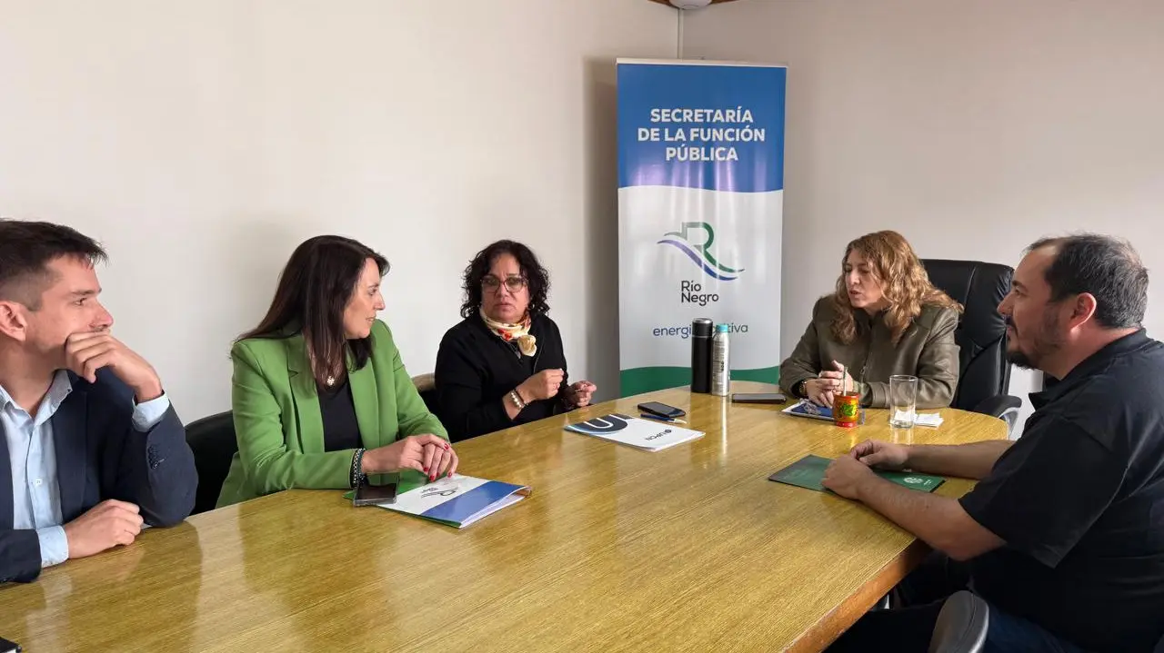 Un bono y sumas de 20 mil a 40 mil pesos de aumento según la categoría ofreció el Gobiernoa los gremios
