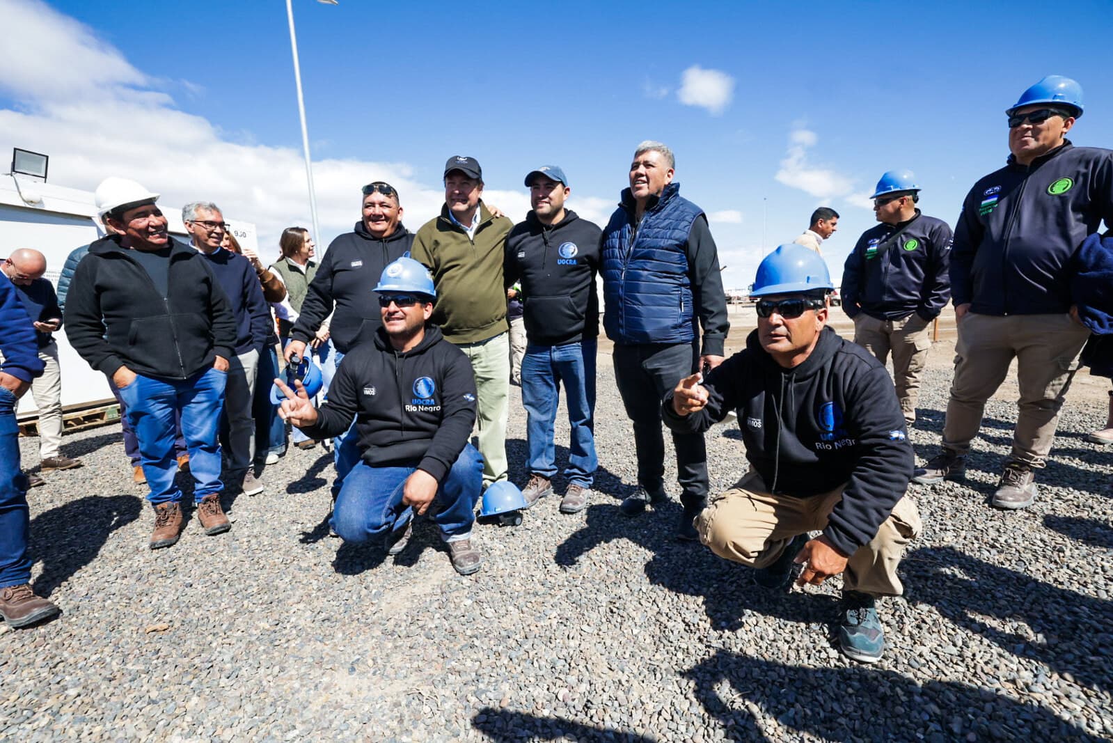Weretilneck acompañado por la UOCRA recorrió el oleoducto VMOS y destacó el avance de la obra