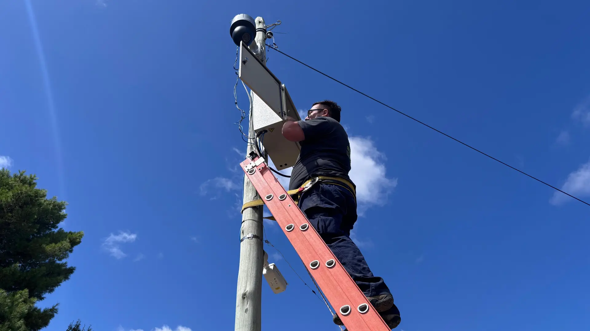Refuerzan la seguridad en la Fiesta del Río con Centro de Monitoreo Móvil