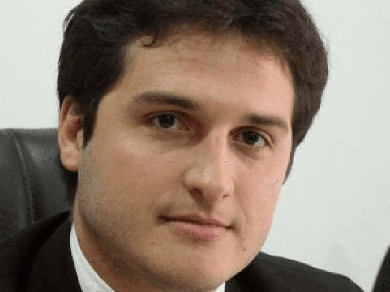Para los trabajadores del Registro de la Propiedad fue un alivio la renuncia de Yanssen