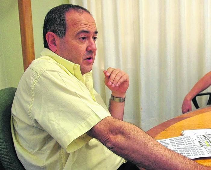 «Conexiones pluviales clandestinas por parte de algunos vecinos provoca el colapso de los desagües cloacales, en días de lluvia»