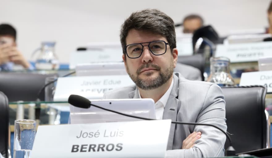 «Río Negro debe cambiar no podemos estar en boca de todos por las reuniones del Gobernador con el nacortraficante de Fred Machado»