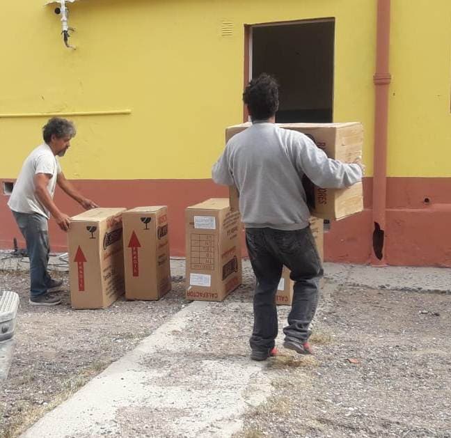 Compra calefactores y termotanques para escuelas