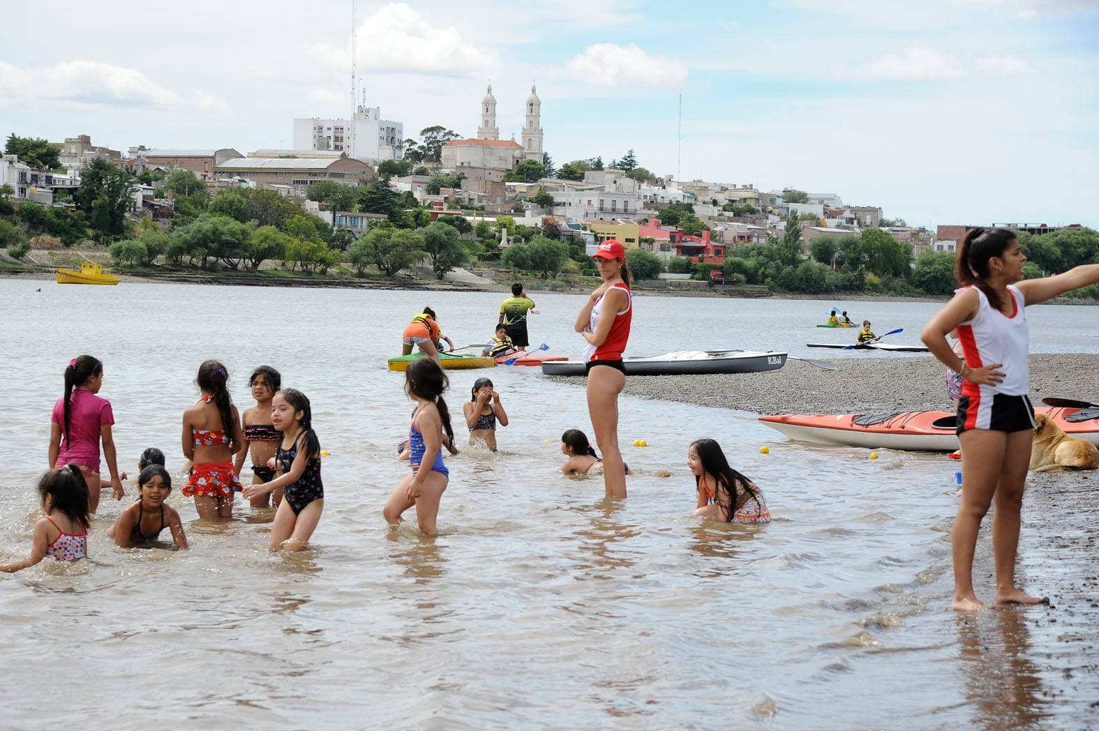 Comenzaron las colonias de verano para chicos y adultos