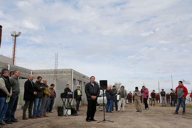 El gobernador presidió la apertura oficial de la XXº Exposición Rural de la Comarca