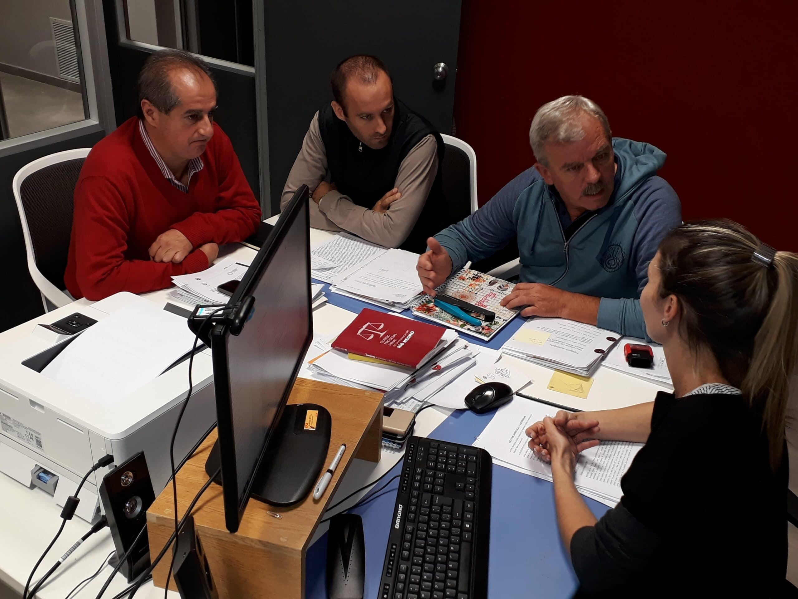 El municipio de Viedma realizó una denuncia penal por quemas intencionales en el pre basural