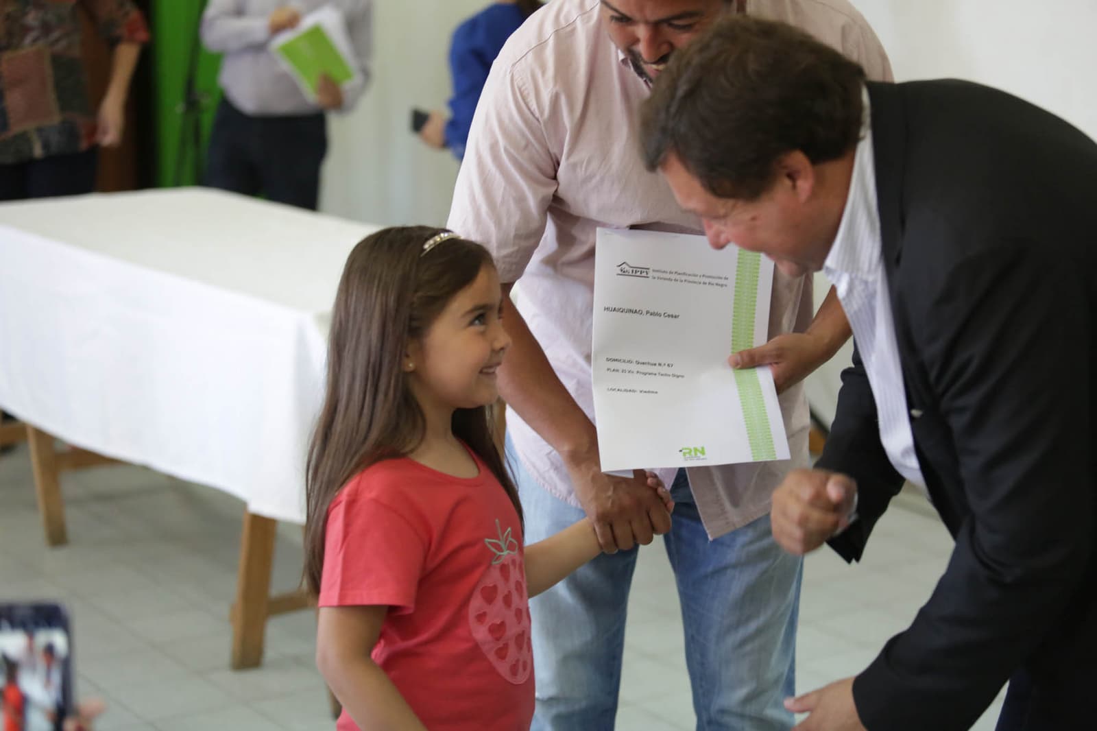 Unas 35 familias recibieron la llave de su vivienda
