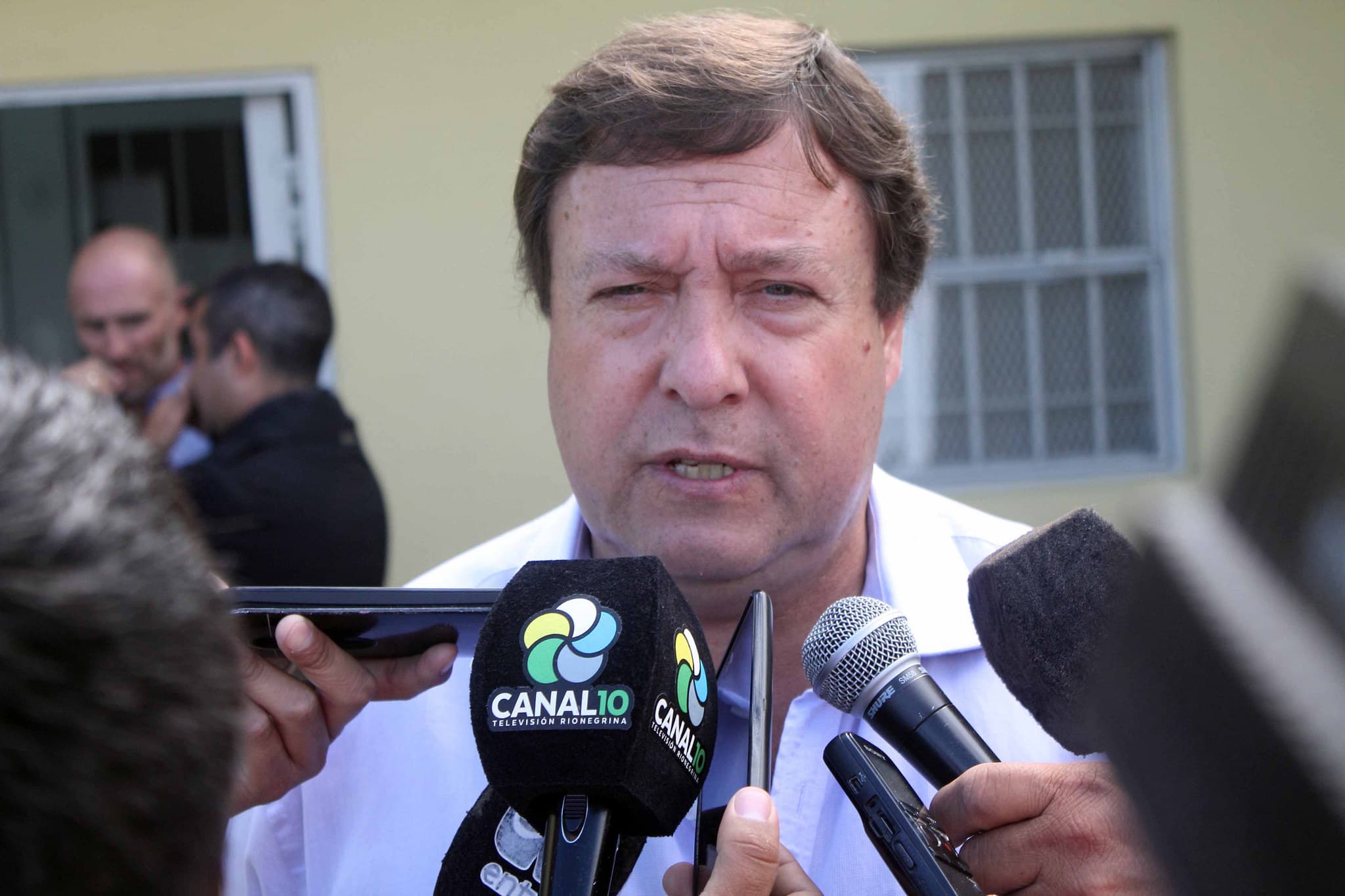 «Aguiar se sobrepasó, pegarle a un policía es un delito y por eso fue detenido”
