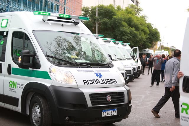 Se entregaron 37 ambulancias a los hospitales de la provincia