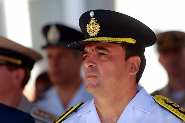 Nuevo horario para la policía anunció Jara y destacó el diálogo