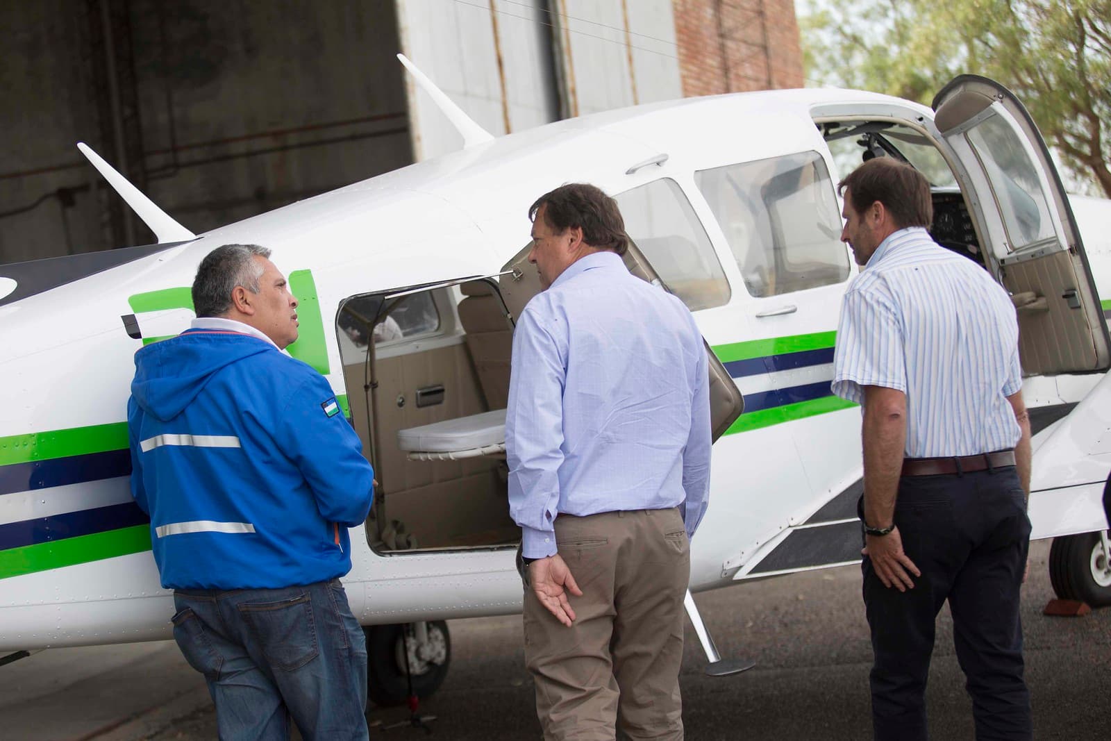 Adjudican los aviones de la provincia a una empresa que los pagará con vuelos sanitarios