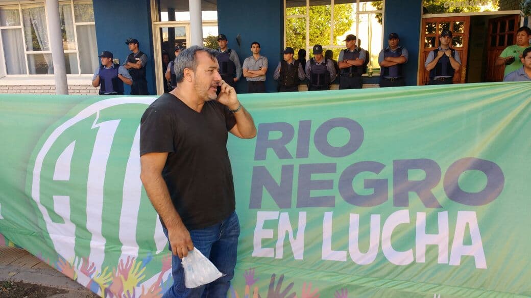 “Weretilneck encabeza un Gobierno que todavía no puede explicarle a la familia y la sociedad quien mató a Muñoz”