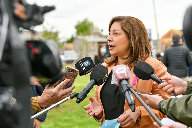 Carreras repudió el ataque incendiario contra el Club Andino Piltiquitrón de El Bolsón