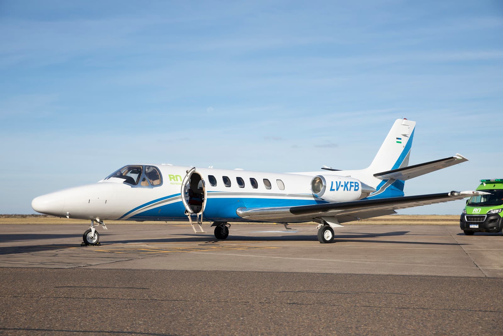 Para la provincia el avión sanitario «baja los costos porque siempre sale del mismo lugar de origen”