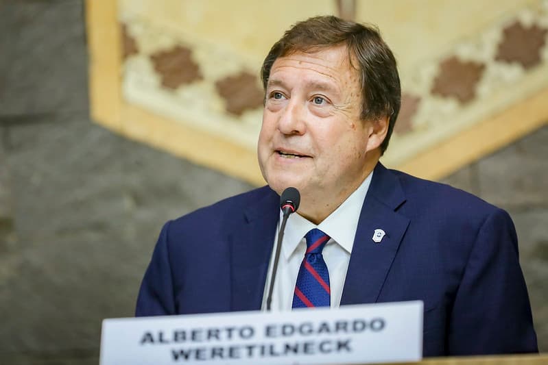 El gobernador Weretilneck convocó a sesión extraordinaria de la Legislatura