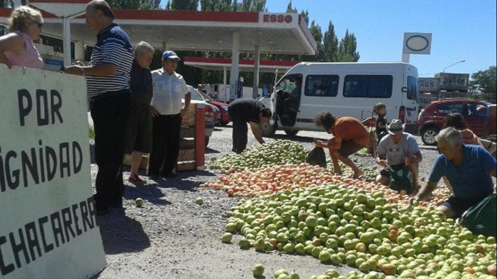 Productores tirarán peras y manzanas a modo de protesta en la maratón de Cipolletti