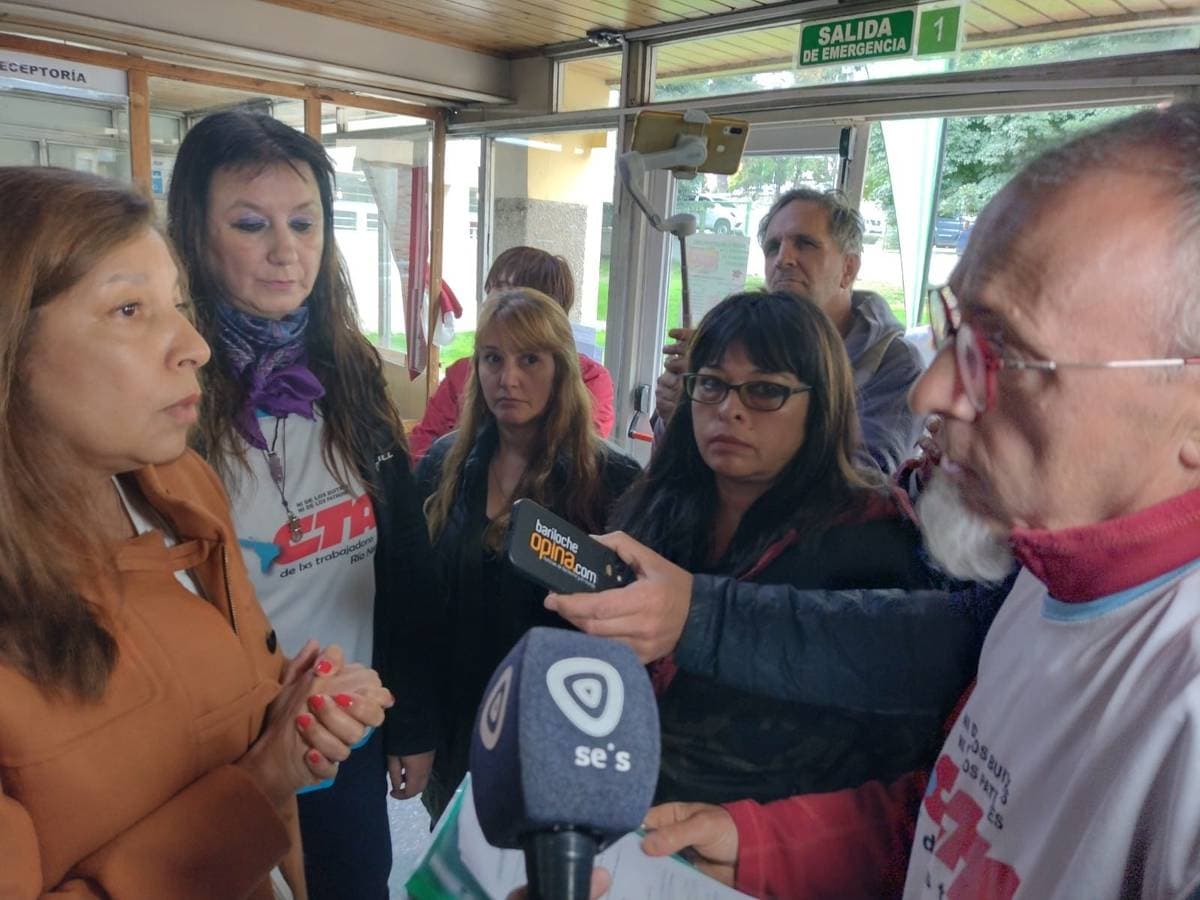 Gremialistas plantearon a la Gobernadora aumentos salariales y adelantó para este viernes paritaria