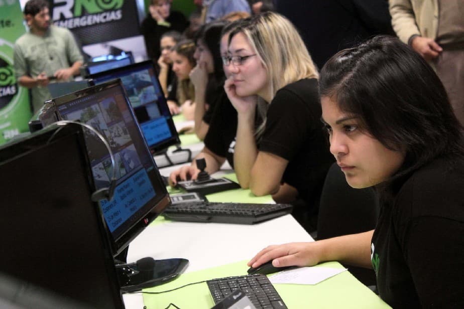 La falsas llamadas al 911 bajaron en el último año