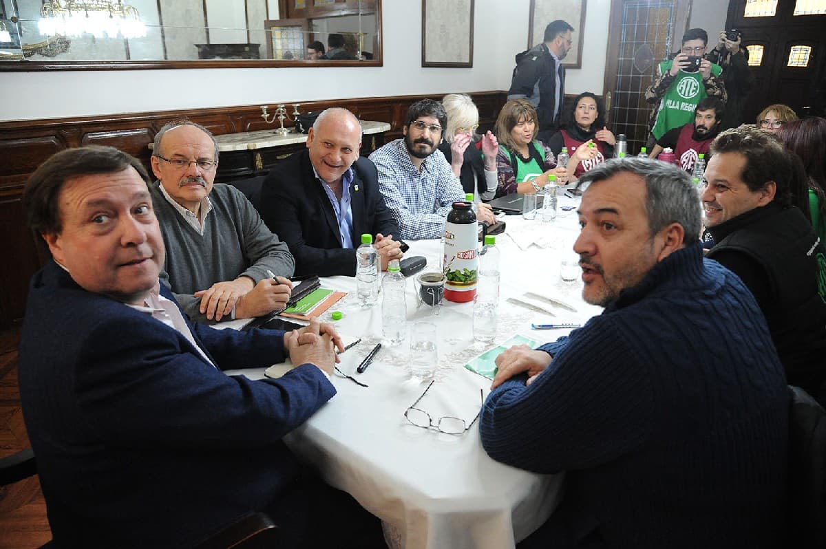 Se reunió el Gobierno con ATE pero hablarán de aumentos el 3 de agosto